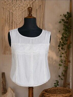 White Sleeveless Boho Top L